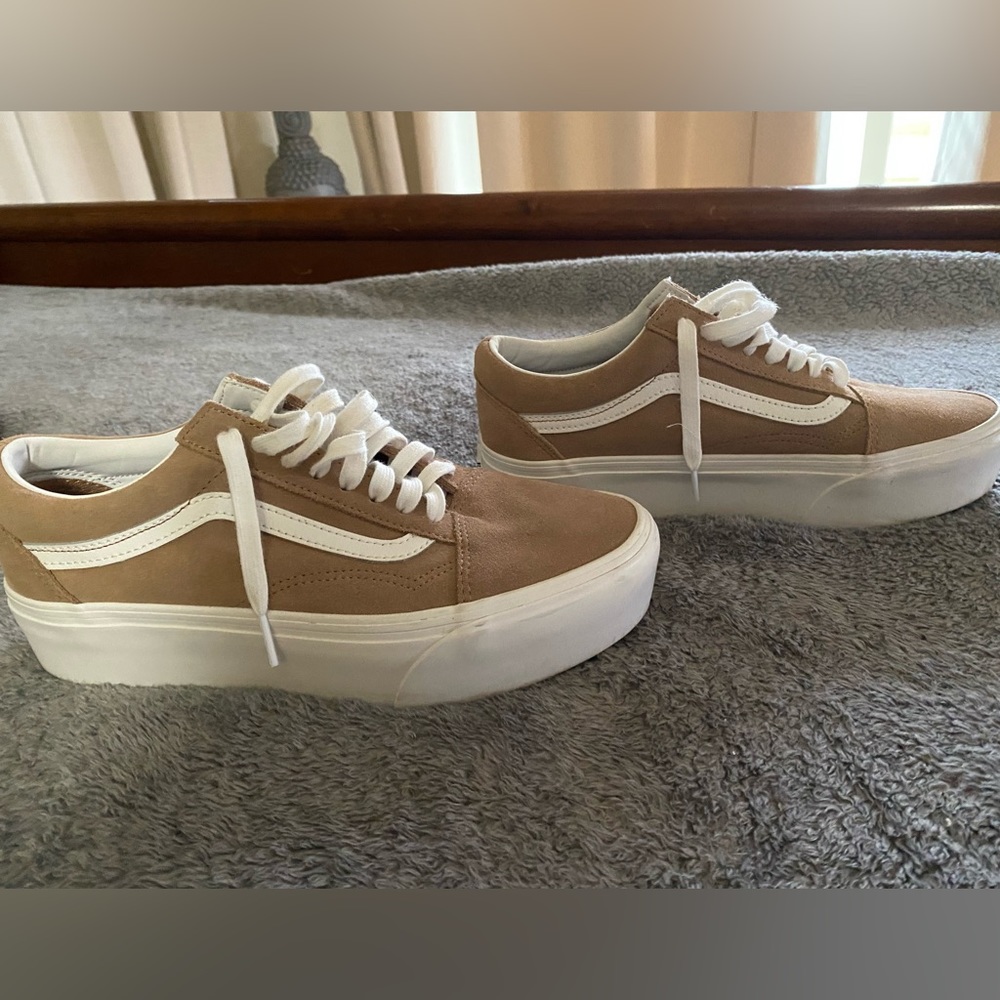 Vans Platform Old Skool Sneakers in Tan and White